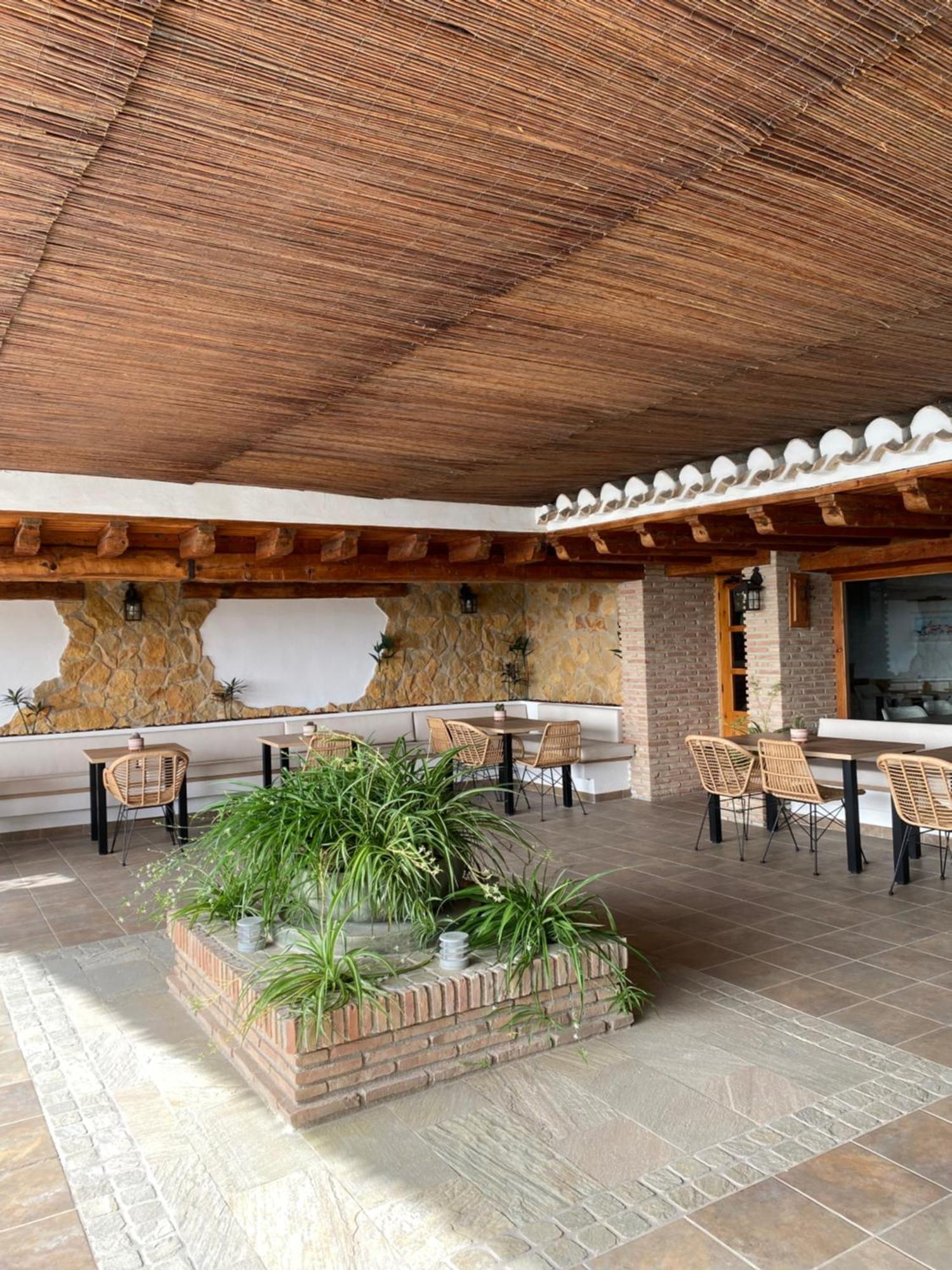 Alhanda Apartahotel Benamaurel Exterior photo